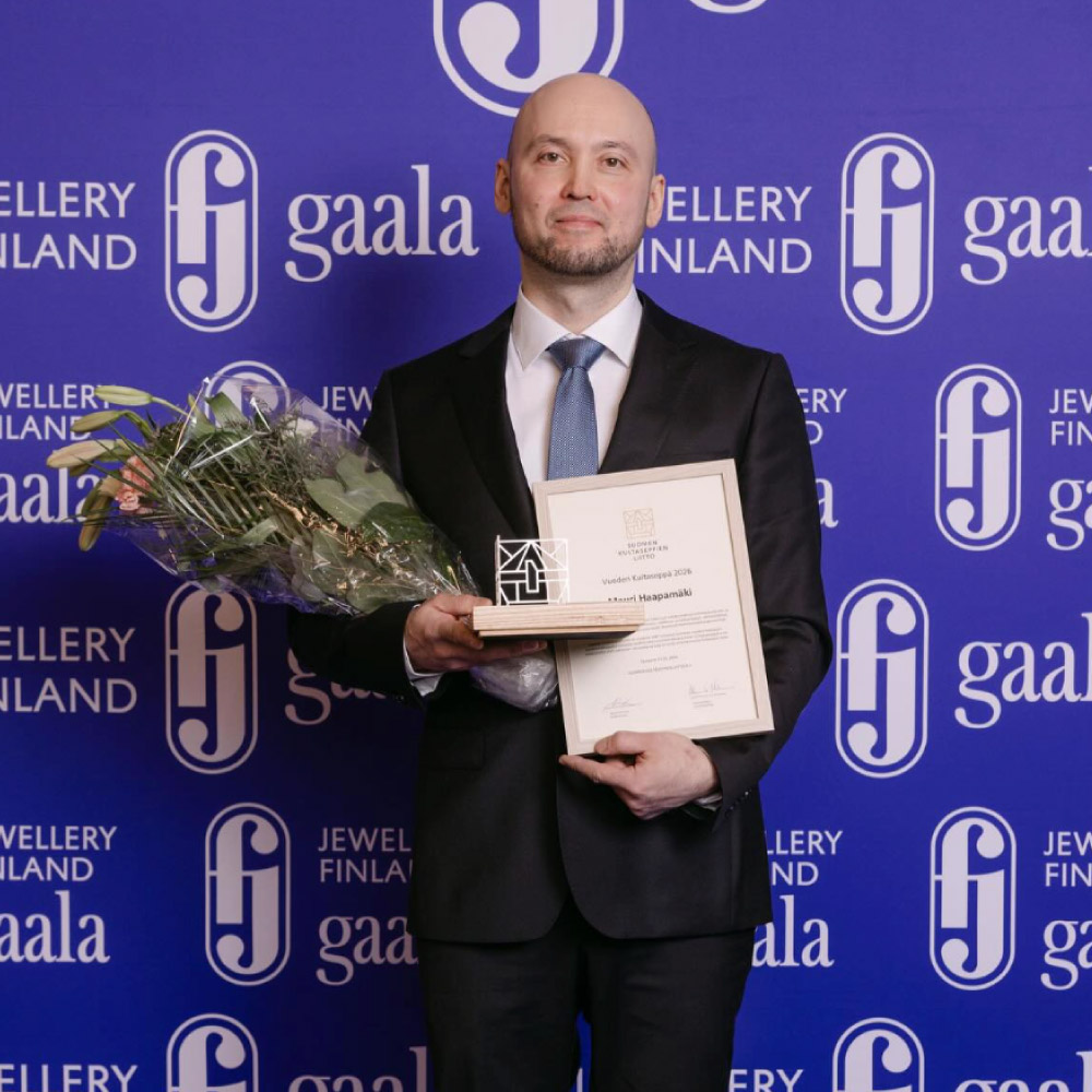 Vuoden 2026 kultaseppä Mauri Haapamäki